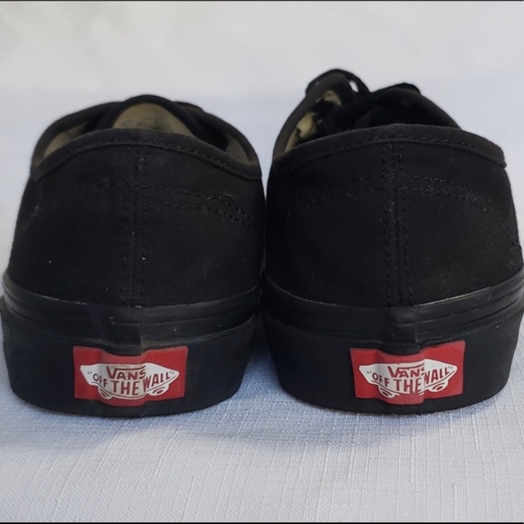 Vans - Picture 3 of 5